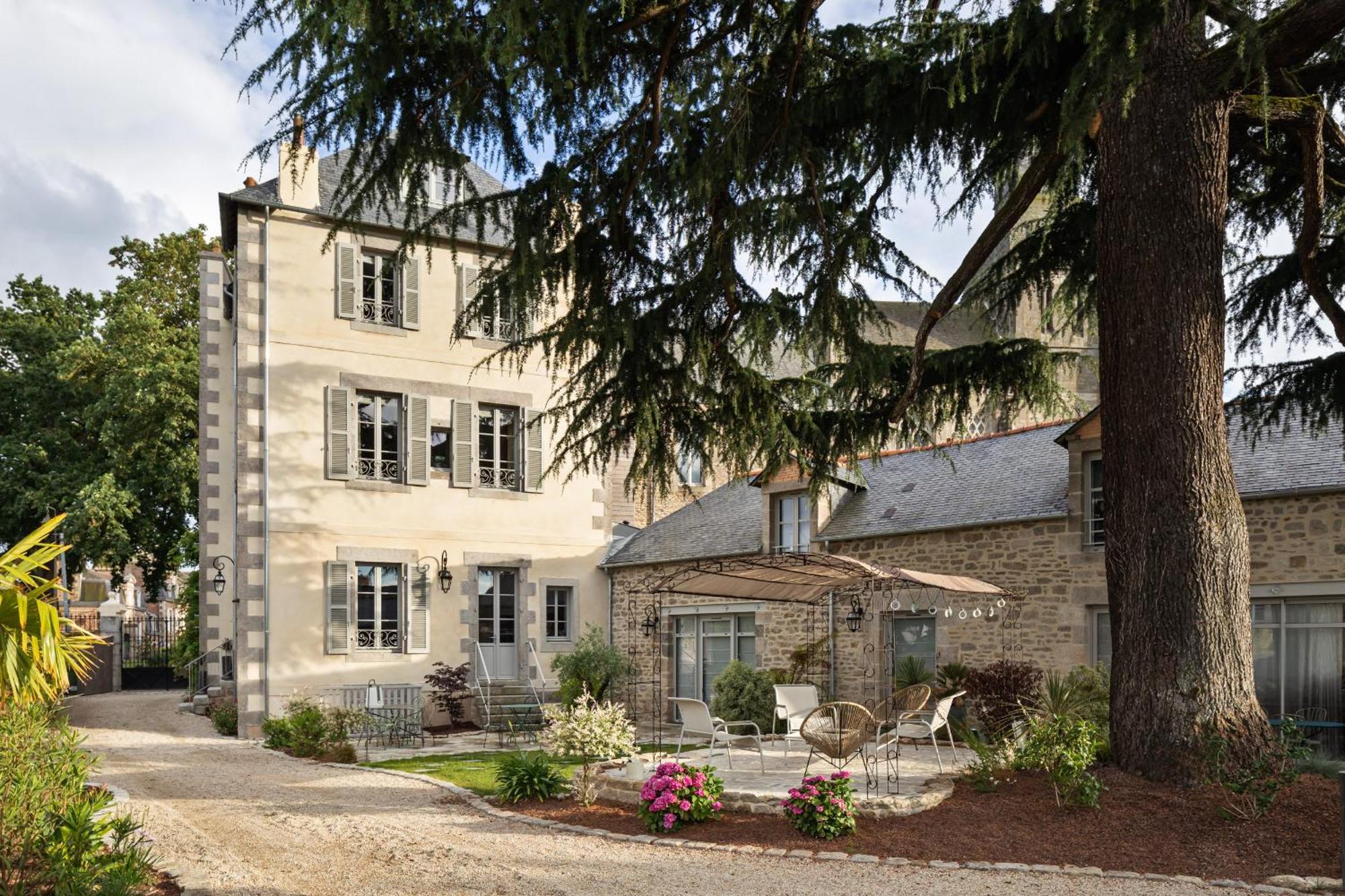 Clos Du Cedre - Chambres D'Hotes D'Exception, Luxury B&B A Dinan Exterior foto