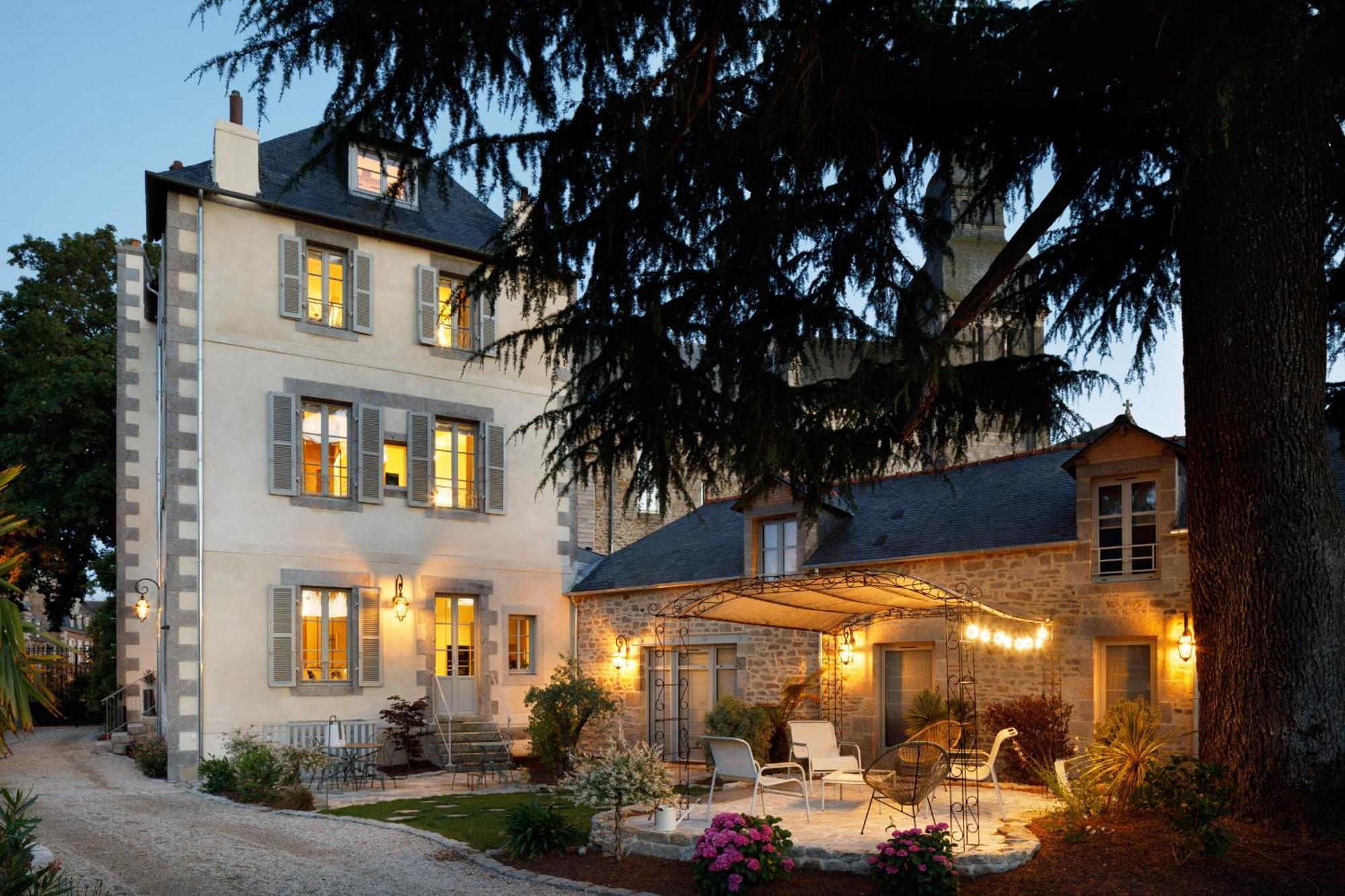 Clos Du Cedre - Chambres D'Hotes D'Exception, Luxury B&B A Dinan Exterior foto